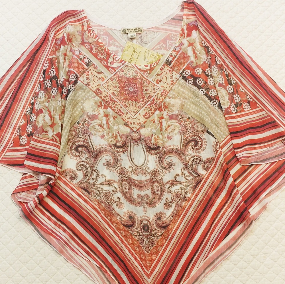 Energe poncho top